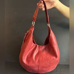 Vtg HOBO-Slouchy red leather Boho bag with side zipper and floral interior